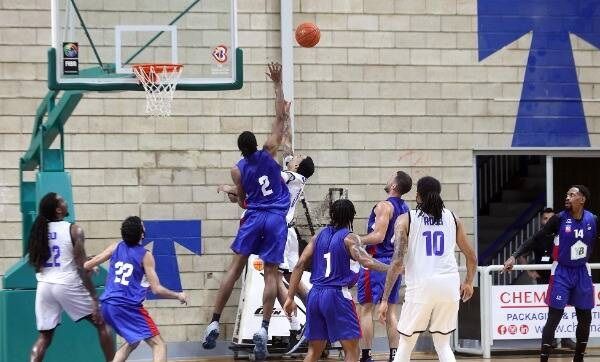 جانب من المنافسات