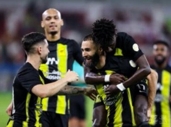 كريم بنزيما