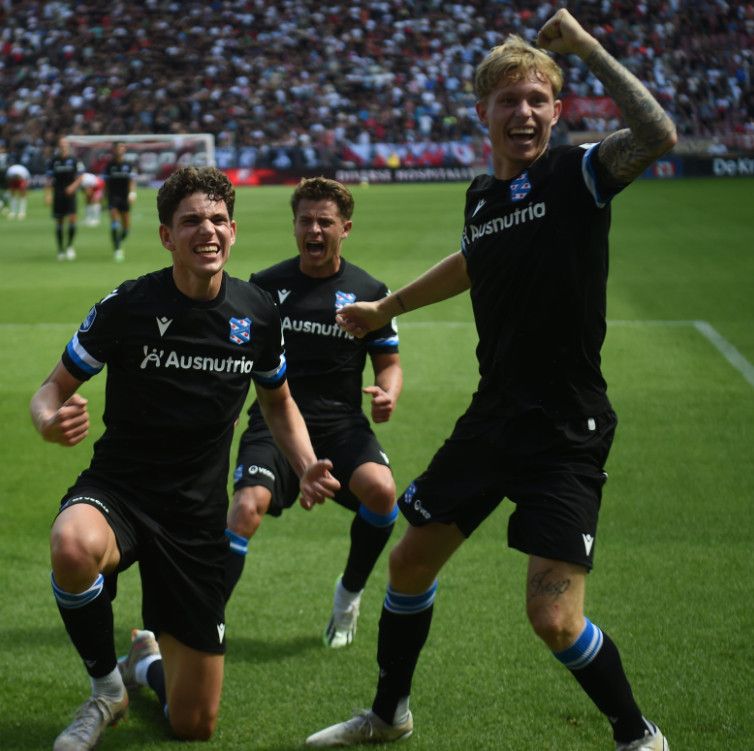 لاعبو هيرنفين