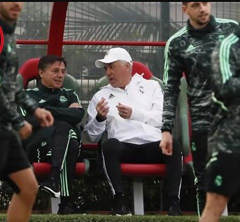 ميهيتش بجوار أنشيلوتي