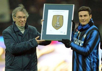 رئيس الأنتر موراتي و أسطورة الأنتر زانيتي