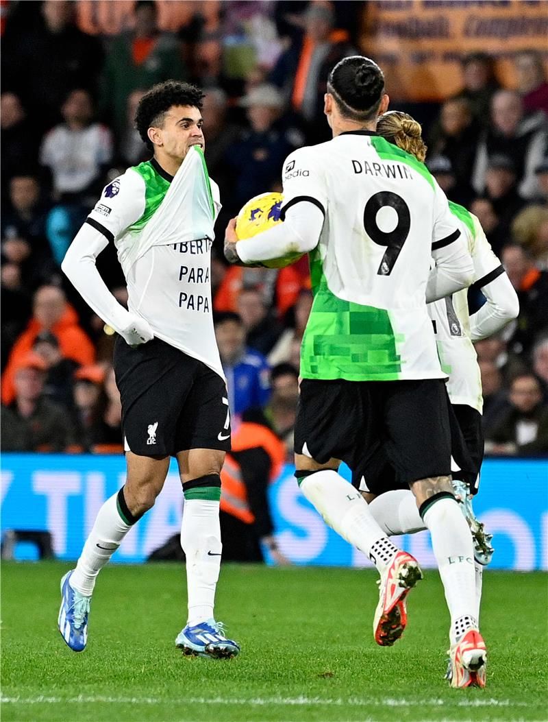 لاعبو ليفربول