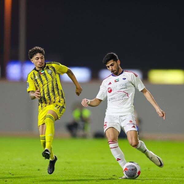 من مباريات الشارقة