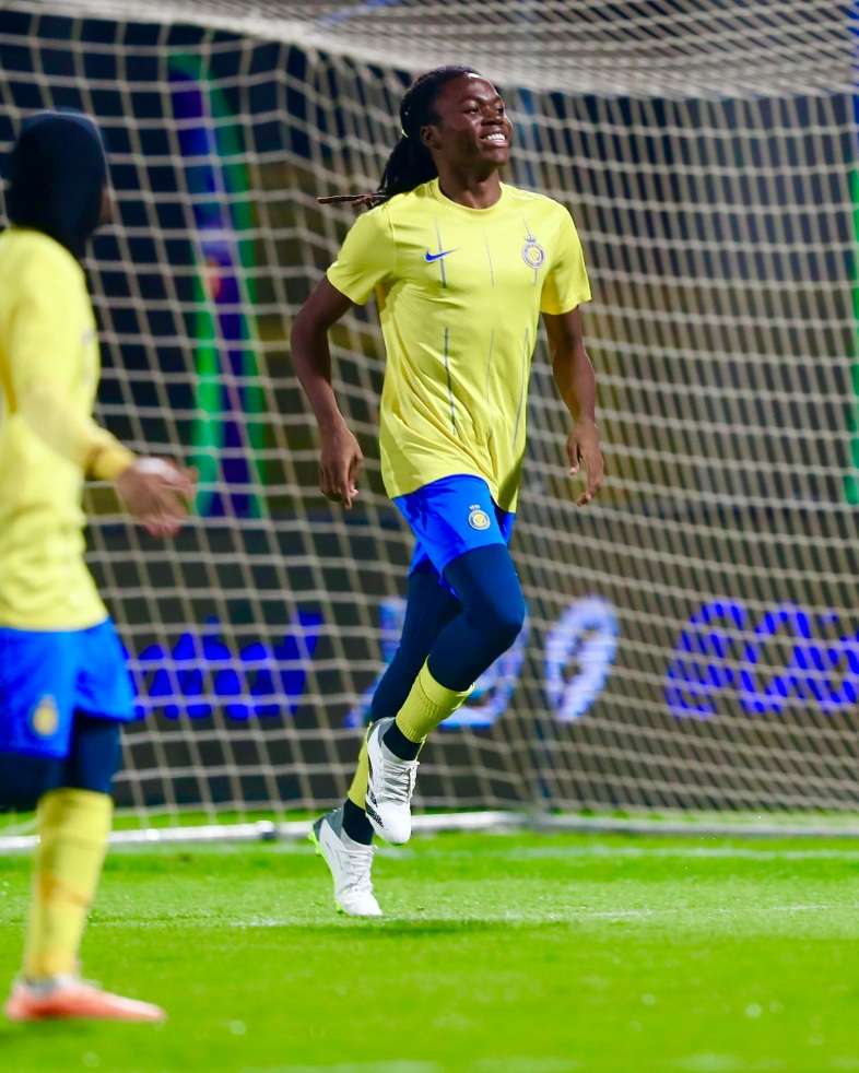 كلارا لوفانجا