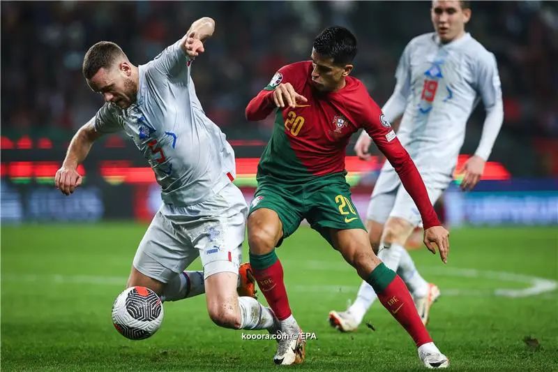 ?i=epa%2fsoccer%2f2023-11%2f2023-11-19%2f2023-11-19-10985400_epa