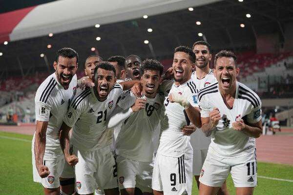 فرحة لاعبي منتخب الإمارات