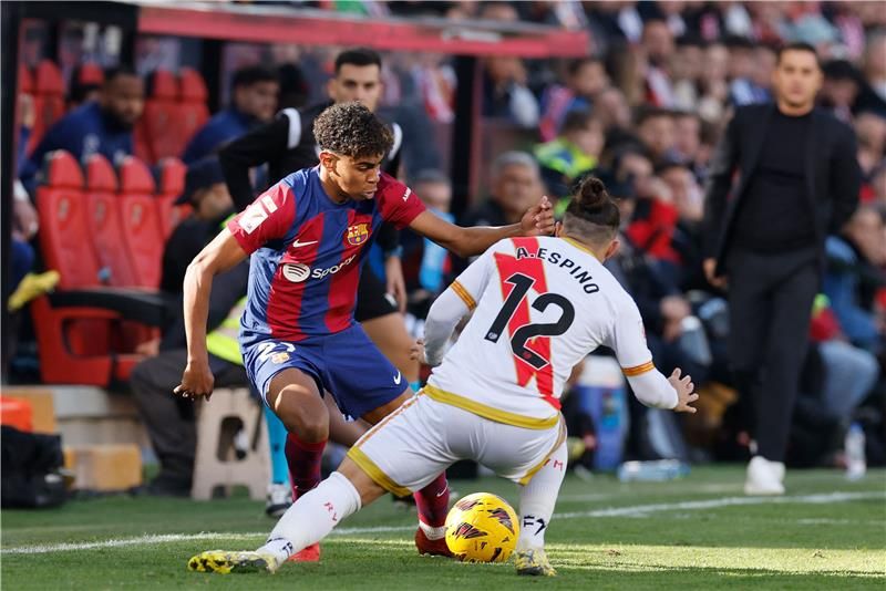 جانب من مواجهة برشلونة أمام رايو فاليكانو