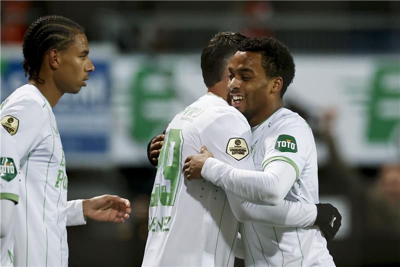 لاعبو فينورد روتردام