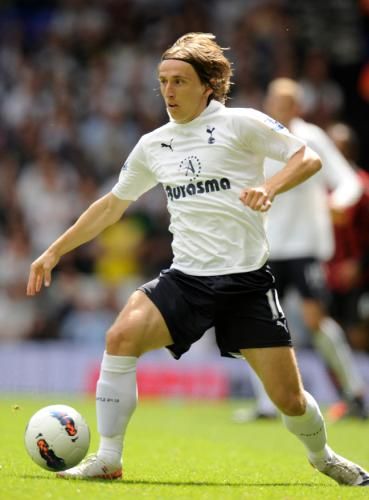 مودريتش صاحب هدف الأفتتاح لتوتنهام في الجولة الماضية