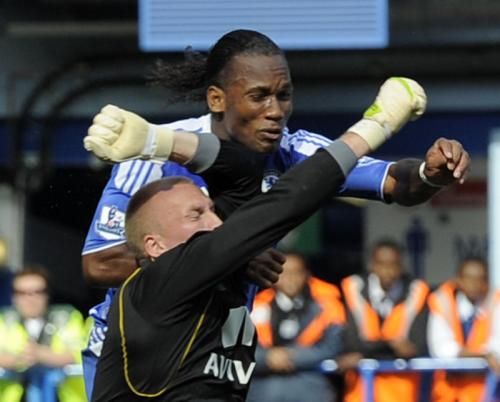 صور توضح لصطدام دورجبا بالحارس