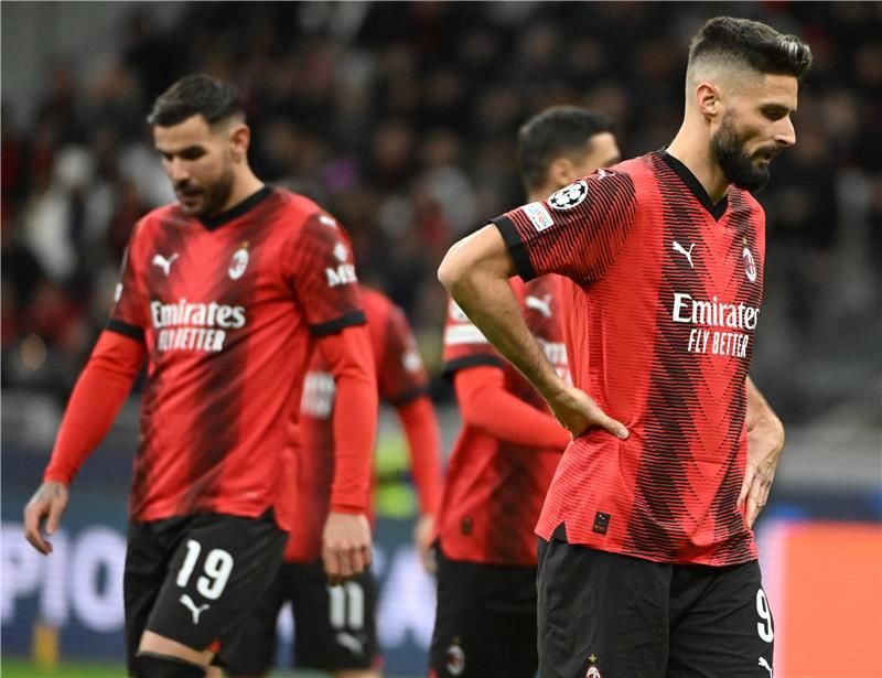 لاعبو ميلان