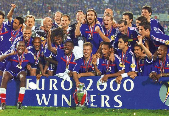 من تتويج فرنسا