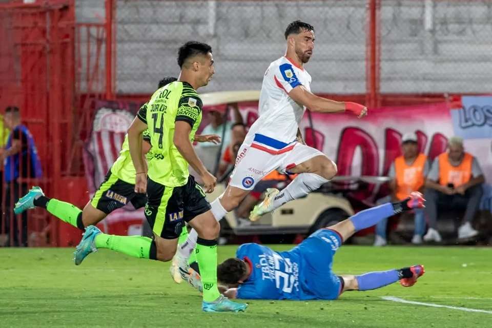 من المواجهة