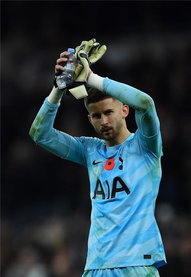 جوليلمو فيكاريو