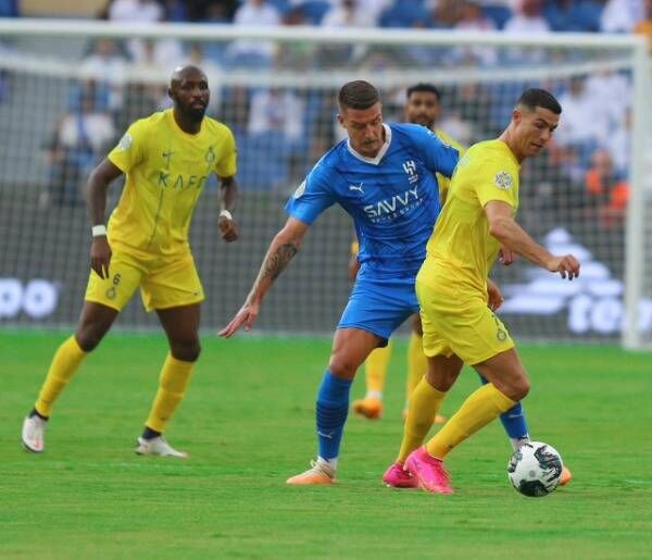 ديربي سابق بين الهلال والنصر