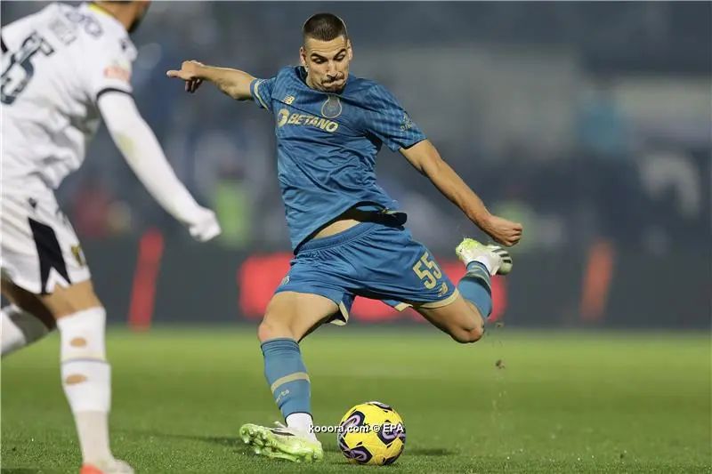 ?i=epa%2fsoccer%2f2023-12%2f2023-12-02%2f2023-12-02-11008043_epa