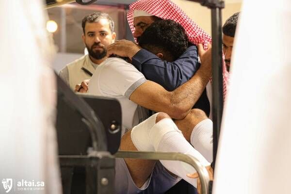 السلطان بعد الإصابة (صورة رسمية من النادي)
