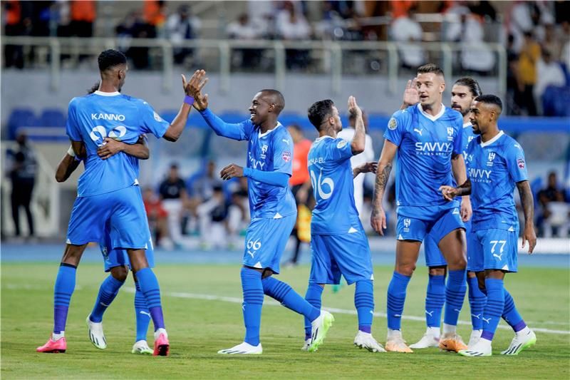 لاعبو الهلال