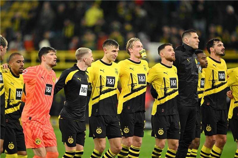 لاعبو دورتموند