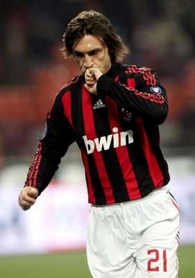 أندريا بيرلو