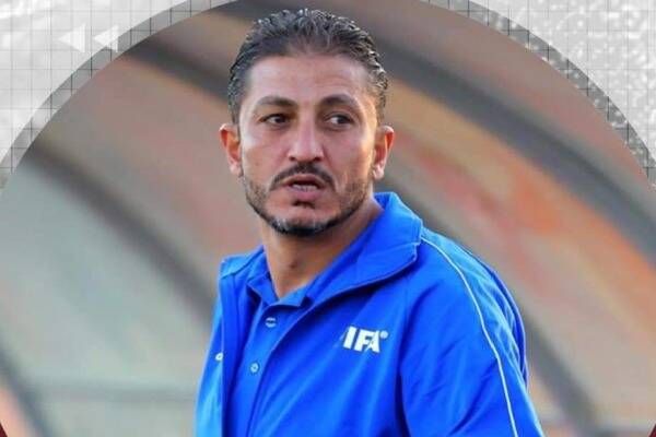 طارق الكرونز