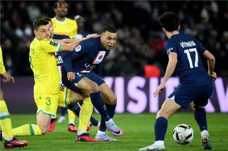 من لقاء سابق بين الفريقين