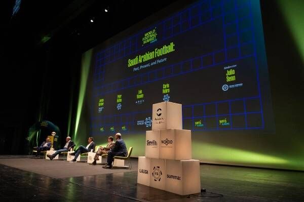 القمة العالمية لكرة القدم