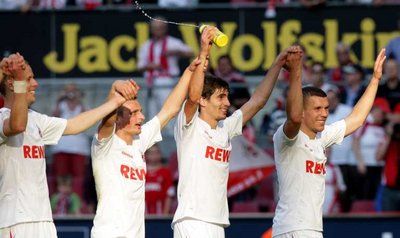 فرحه لاعبي كولن بعد الفوز على هوفينهايم