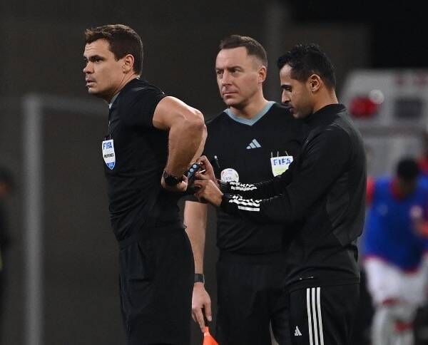 حكم المباراة