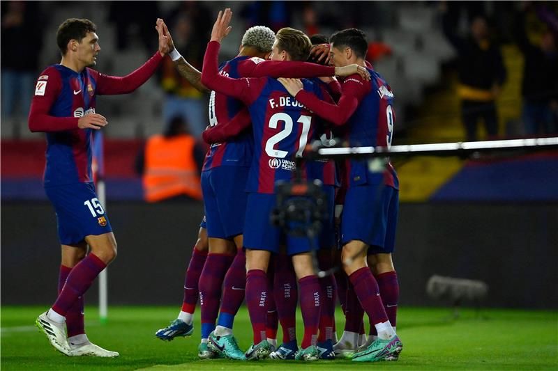 لاعبو برشلونة