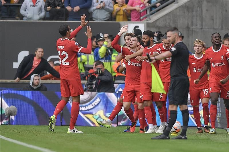 لاعبو ليفربول