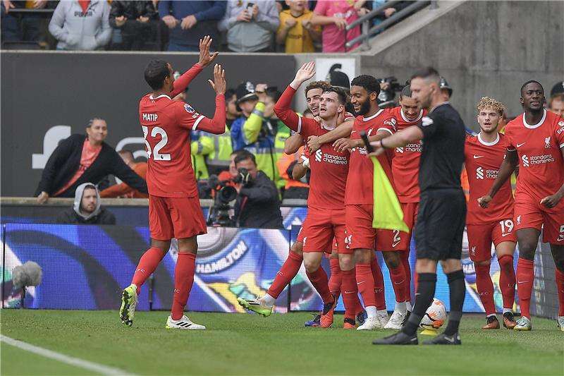 لاعبو ليفربول