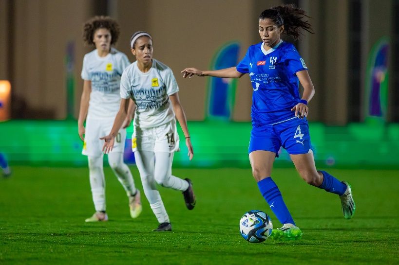 من لقاء الهلال والاتحاد