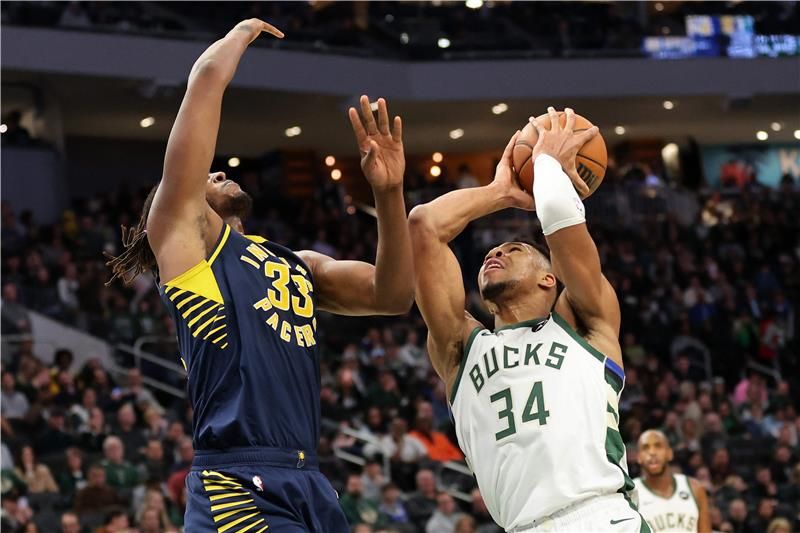 جيانيس أنتيتوكونمبو