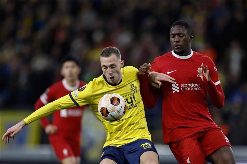 من لقاء ليفربول وسانت جيلواز