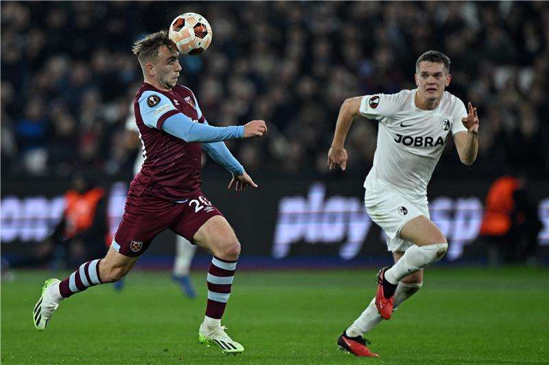 من مواجهة وست هام أمام فرايبورج