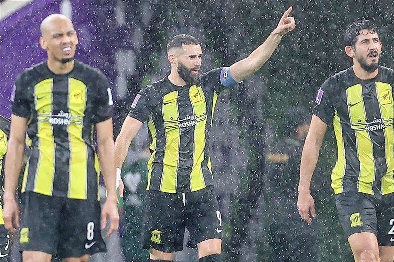 بنزيما (وسط)