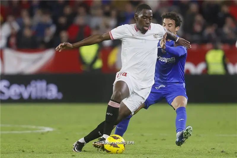 ?i=epa%2fsoccer%2f2023-12%2f2023-12-16%2f2023-12-16-11032979_epa