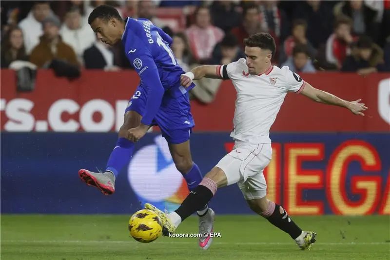 ?i=epa%2fsoccer%2f2023-12%2f2023-12-16%2f2023-12-16-11032890_epa