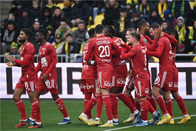 لاعبو بريست