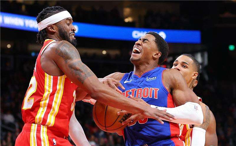 من مواجهة ديترويت بيستونز أمام أتلانتا هوكس