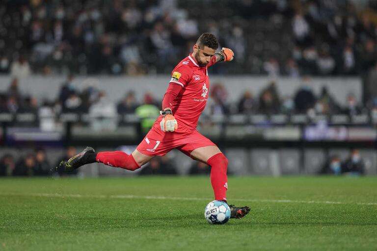 فيكتور براجا