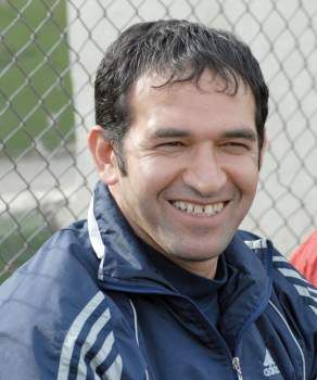 المدرب السوري عساف خليفة