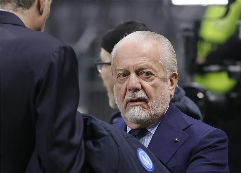 أوريليو دي لورينتيس