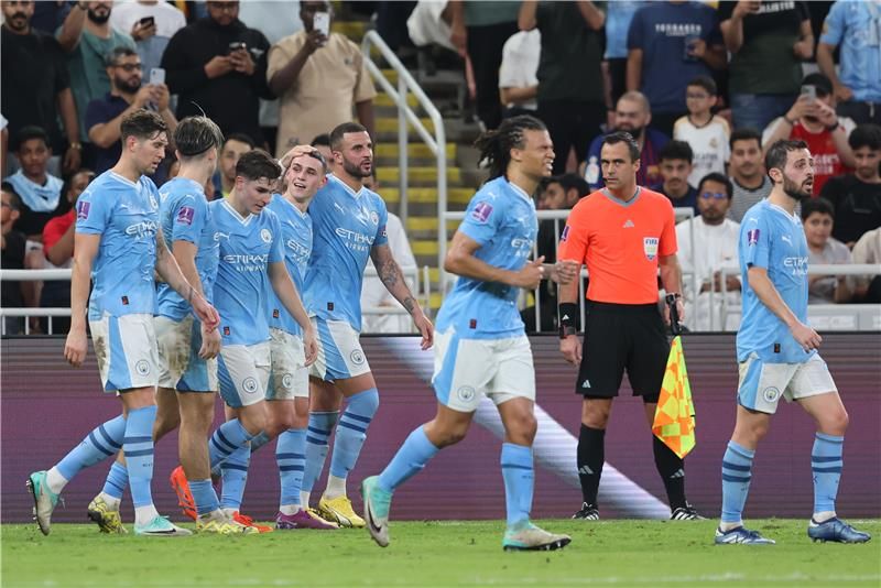 فرحة لاعبي مانشستر سيتي