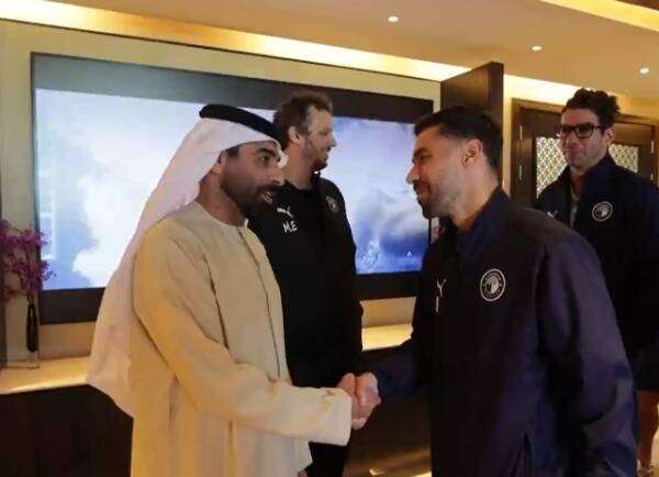 الشامسي خلال اللقاء