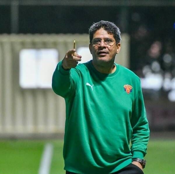 أيمن الرمادي