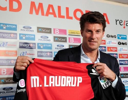 2010-07-02t151106z_01_aco01_rtridsp_3_soccer-spain-mallorca_reuters