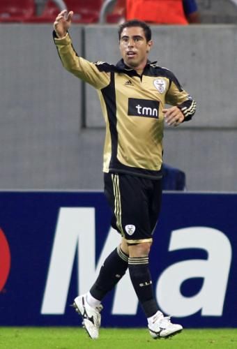 2011-09-27t193639z_01_bal05_rtridsp_3_soccer-champions_reuters