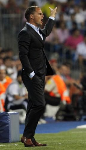 2011-09-27t193047z_01_mad312_rtridsp_3_soccer-champions_reuters